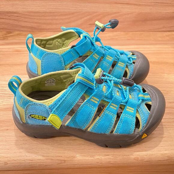 KEEN Newport Kids Blue Water shoes Closed Toe Summer Ready camp Favorite 1us - Picture 5 of 6